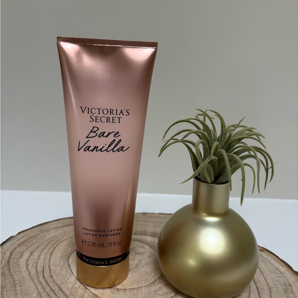 New Victoria’s Secret Bare Vanilla Fragrance Lotion